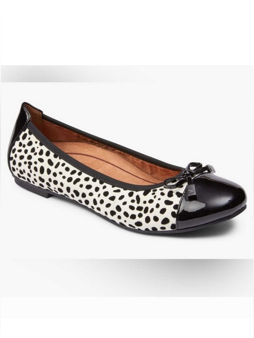Vionic leopard cap toe ballet flat— new